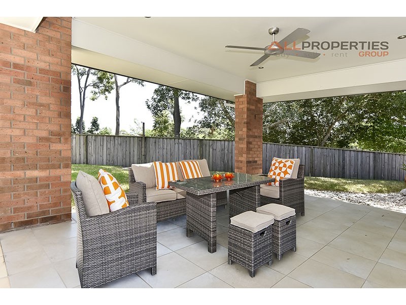 24 Sisley St, Forest Lake QLD 4078