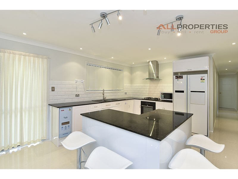 3 Dunraven Cl, Durack QLD 4077