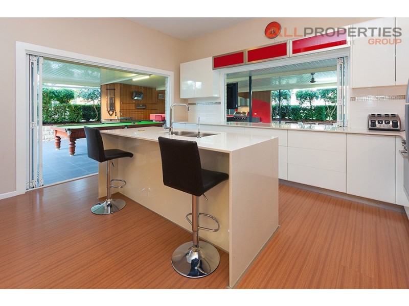 8-10 Waler Court, New Beith QLD 4124