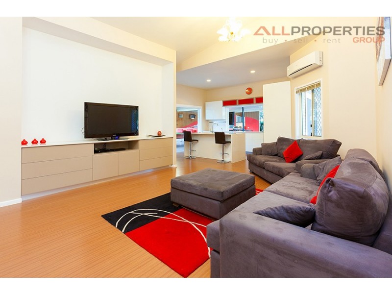 8-10 Waler Court, New Beith QLD 4124