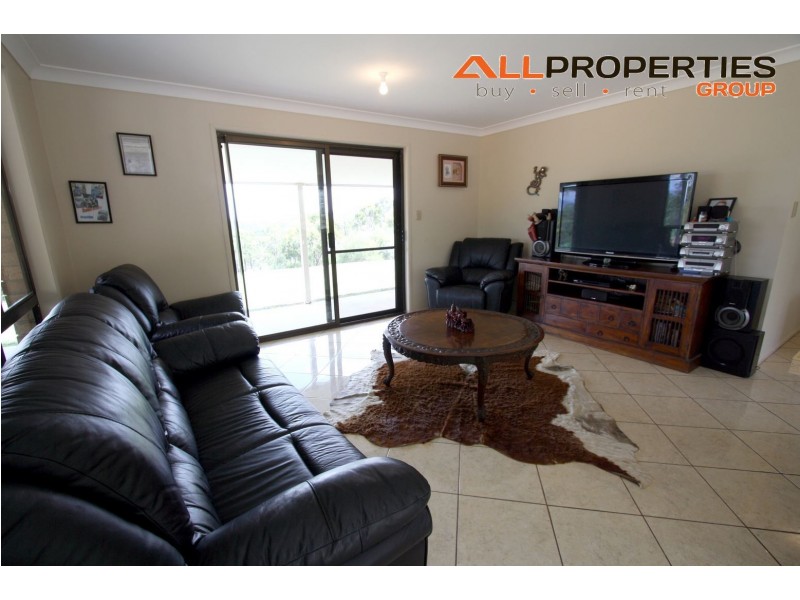 135 Trewin Road, Mundoolun QLD 4285
