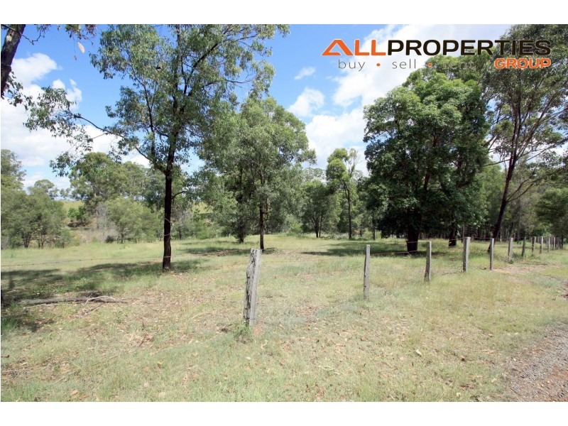 135 Trewin Road, Mundoolun QLD 4285