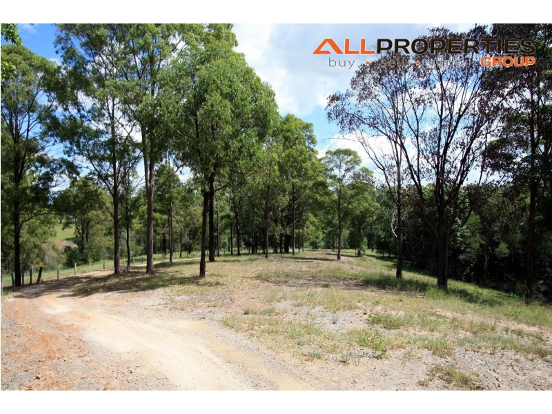 135 Trewin Road, Mundoolun QLD 4285