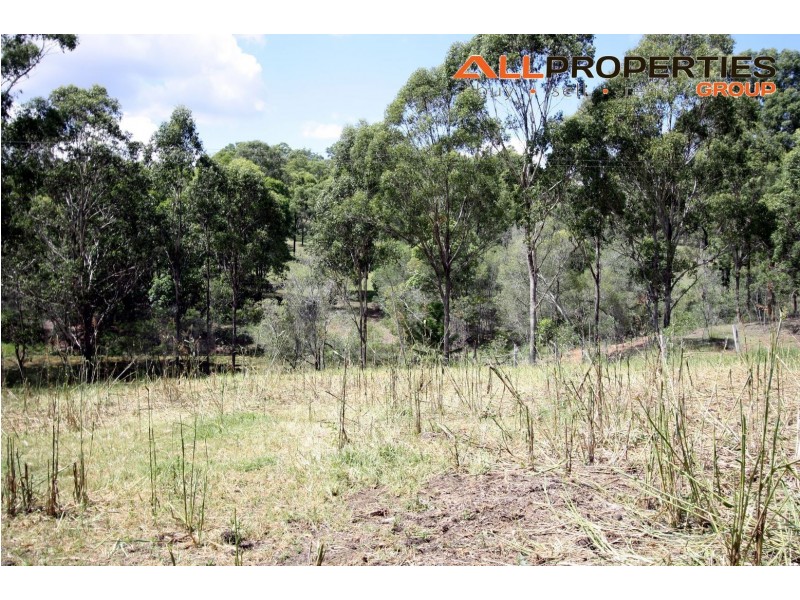 135 Trewin Road, Mundoolun QLD 4285