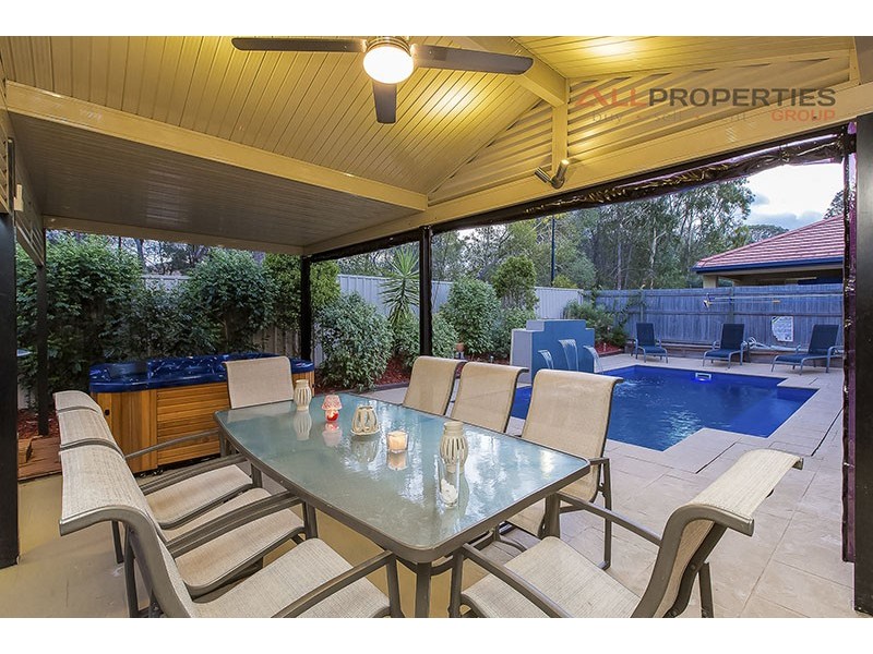 12 Juniper Street, Heathwood QLD 4110