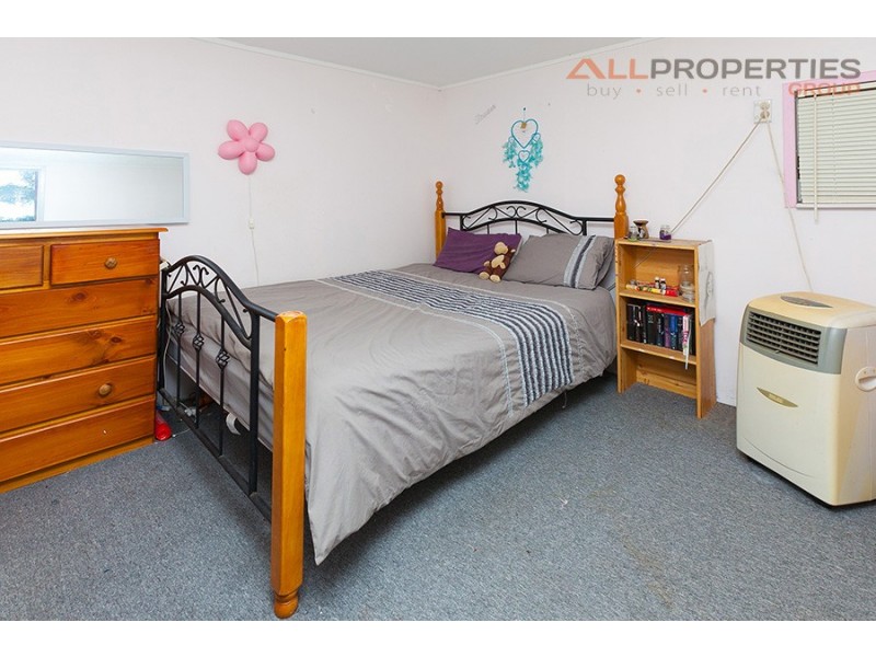 3 Garden Avenue, Woodridge QLD 4114