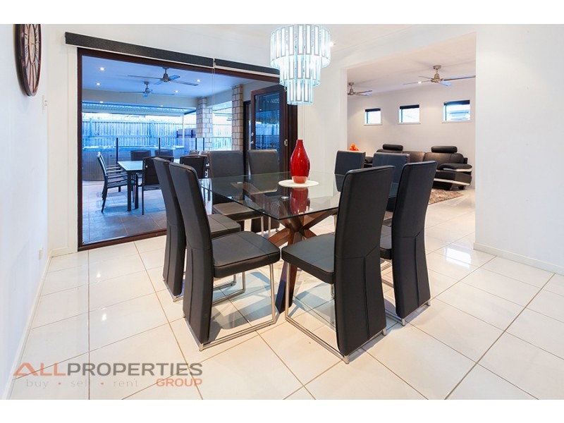 55 Casuarina Circuit, Heathwood QLD 4110