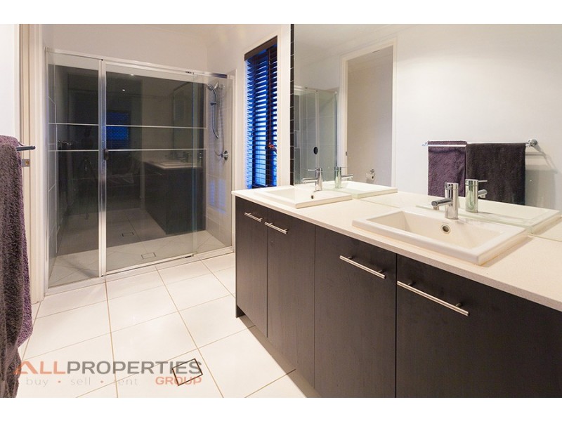 55 Casuarina Circuit, Heathwood QLD 4110