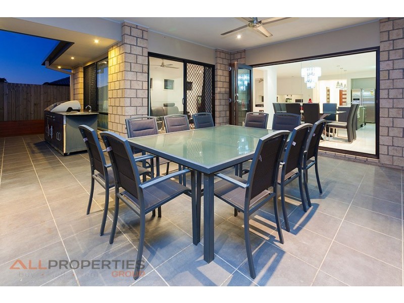 55 Casuarina Circuit, Heathwood QLD 4110