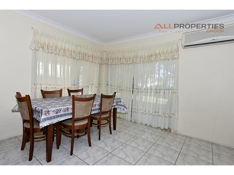 12 Landsborough Place, Forest Lake QLD 4078