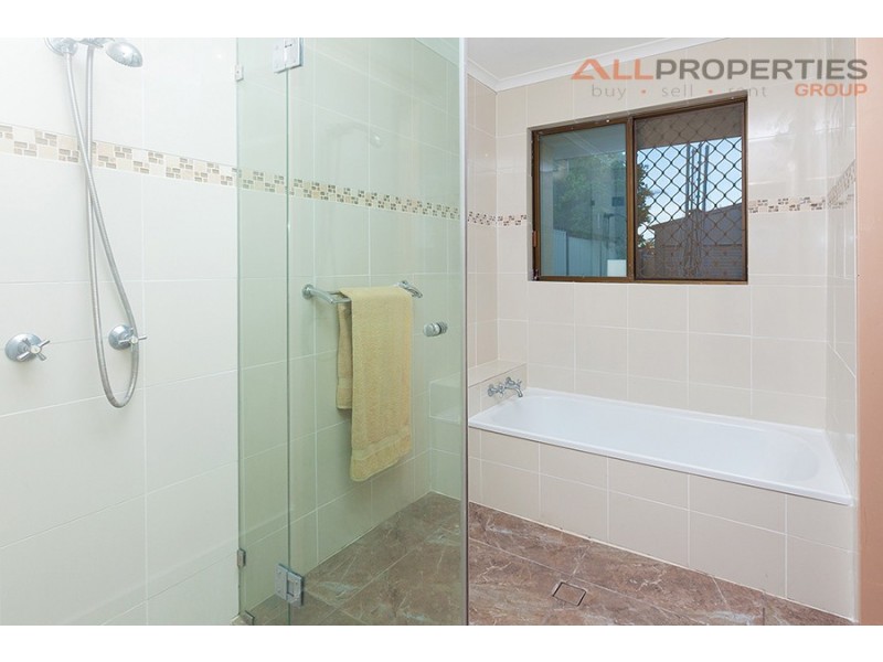 48 Ironwood St, Crestmead QLD 4132