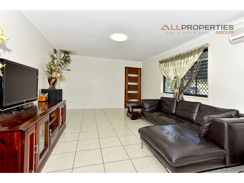 311 Blunder Rd, Durack QLD 4077