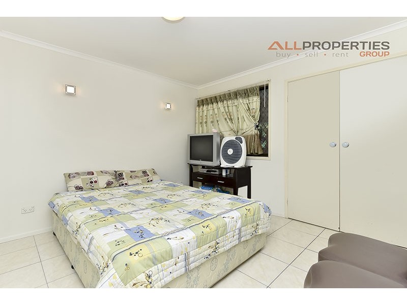 311 Blunder Rd, Durack QLD 4077