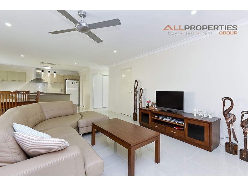 43 Dinnigan Cr, Durack QLD 4077