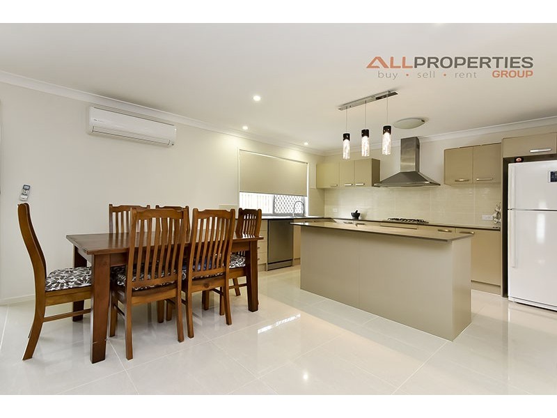 43 Dinnigan Cr, Durack QLD 4077