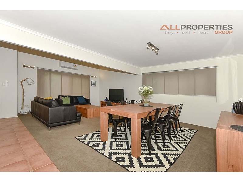 26 Buffalo Street, Riverhills QLD 4074