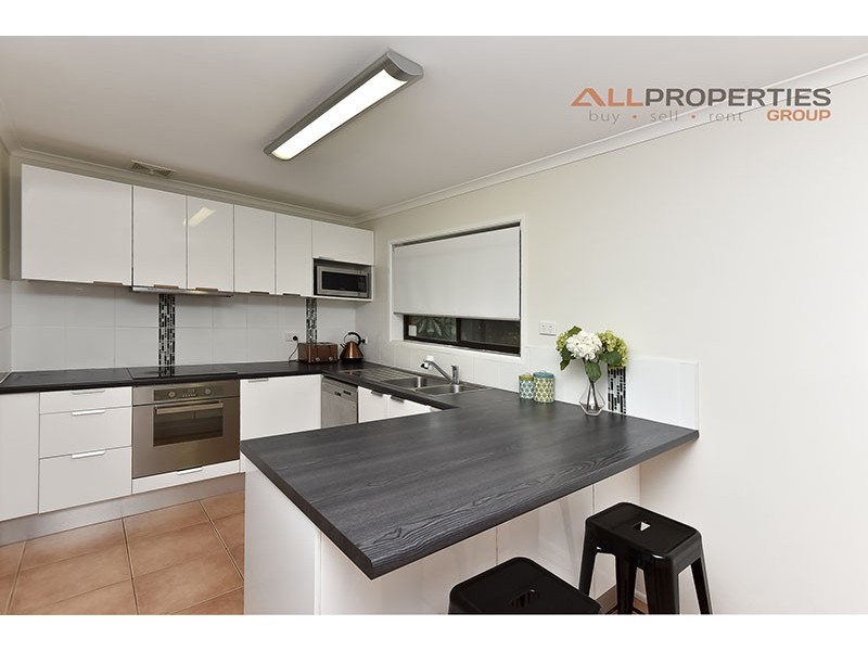 26 Buffalo Street, Riverhills QLD 4074