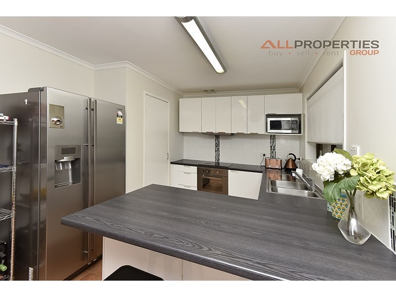 26 Buffalo Street, Riverhills QLD 4074