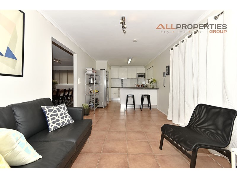 26 Buffalo Street, Riverhills QLD 4074