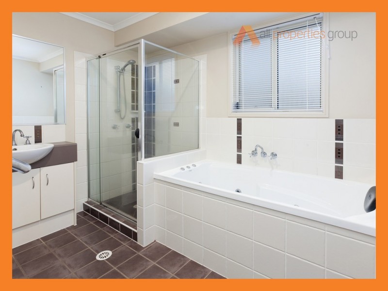 101-103 Tall Timber Rd, New Beith QLD 4124