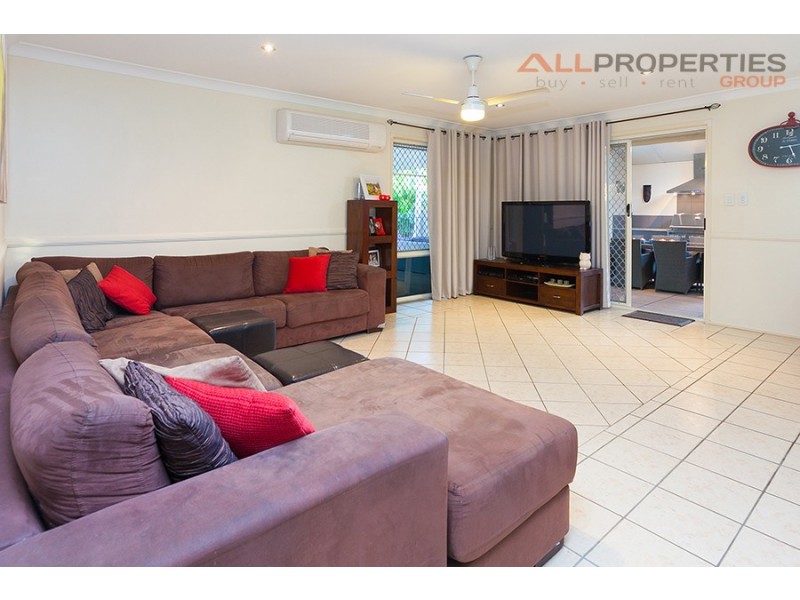 11 Branxton Place, Parkinson QLD 4115