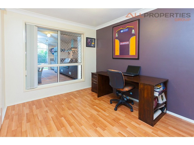 11 Branxton Place, Parkinson QLD 4115