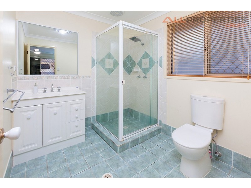 11 Branxton Place, Parkinson QLD 4115