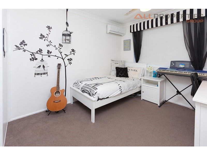 11 Branxton Place, Parkinson QLD 4115