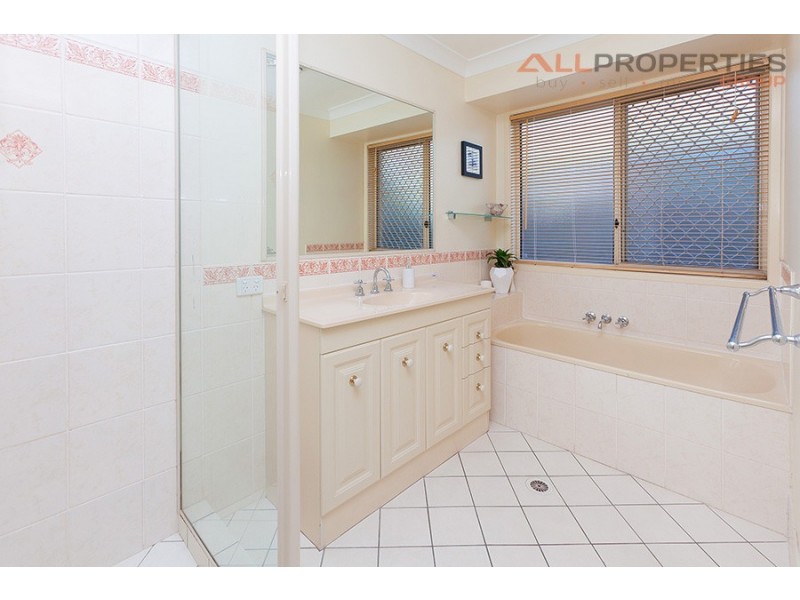 11 Branxton Place, Parkinson QLD 4115