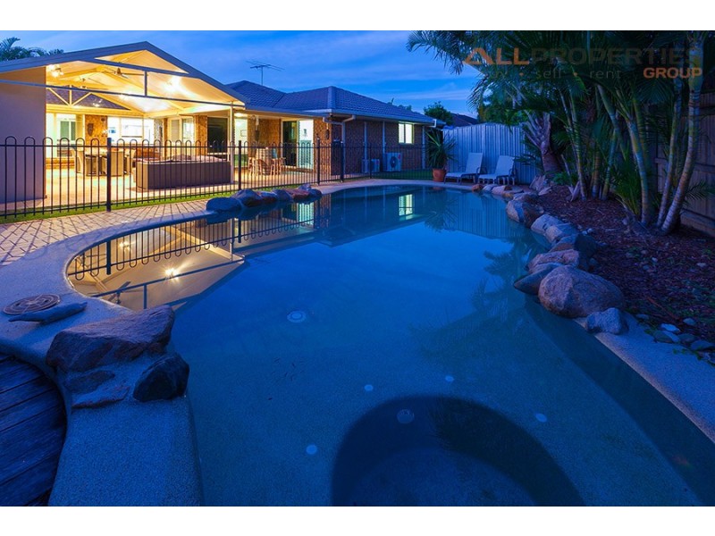 11 Branxton Place, Parkinson QLD 4115