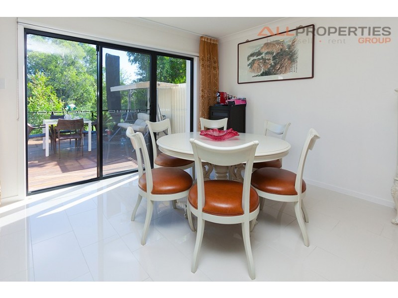 124 North Hill Drive, Robina QLD 4226