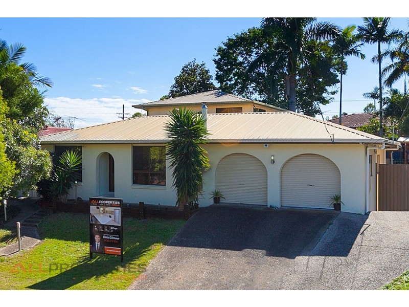 4 Orlando Cres, Springwood QLD 4127