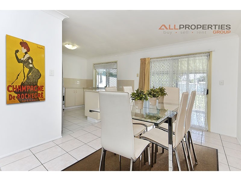 5 Learmonth Court, Hillcrest QLD 4118