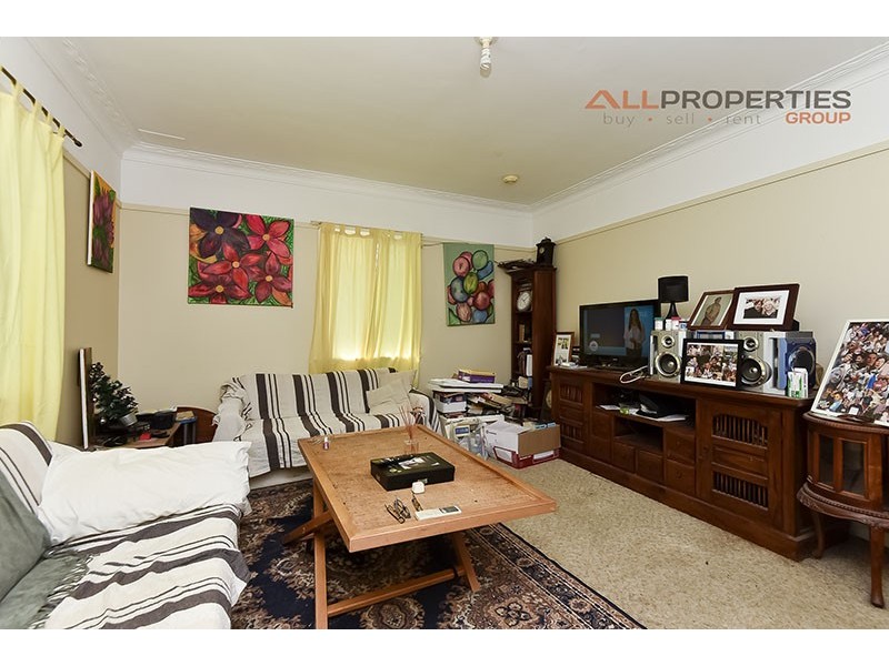 8 Ash Street, Inala QLD 4077