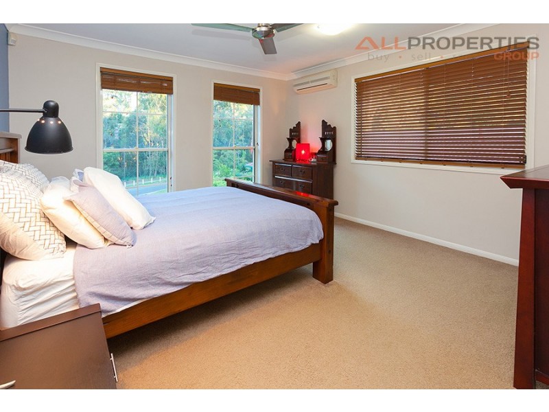 6 Woollahra Place, Forest Lake QLD 4078