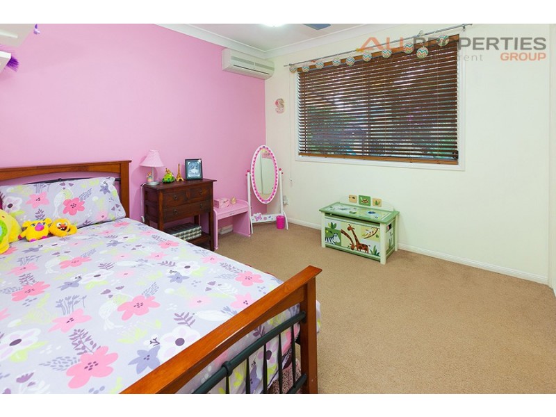 6 Woollahra Place, Forest Lake QLD 4078