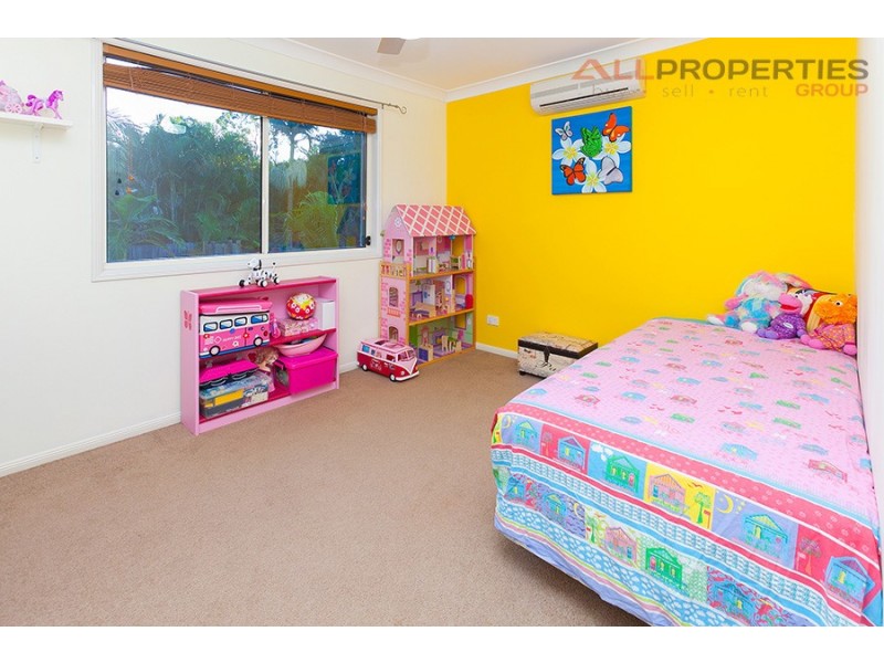 6 Woollahra Place, Forest Lake QLD 4078