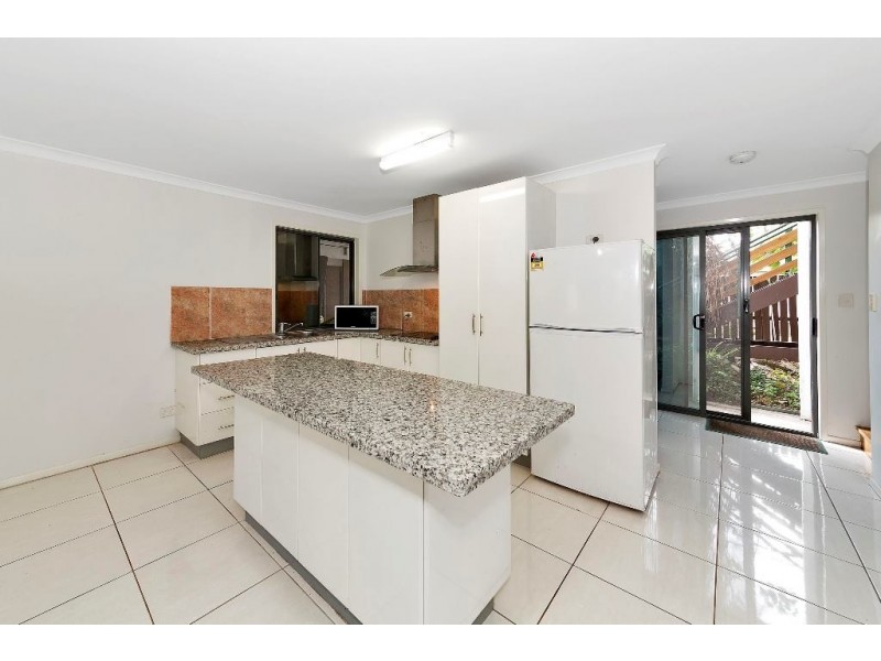 227 Nicklin Way, Warana QLD 4575