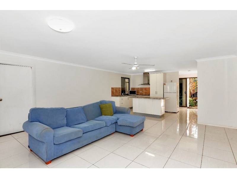 227 Nicklin Way, Warana QLD 4575