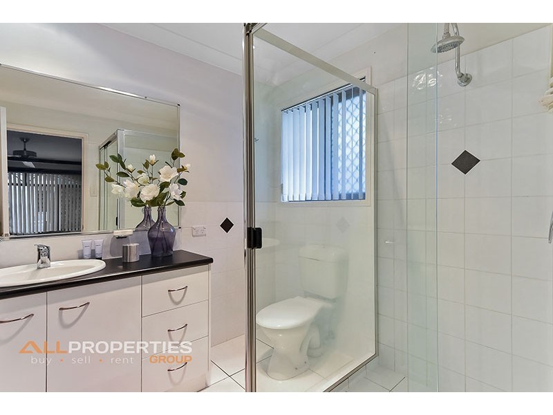 34 Carisbrook Circuit, Forest Lake QLD 4078