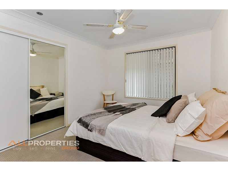 34 Carisbrook Circuit, Forest Lake QLD 4078
