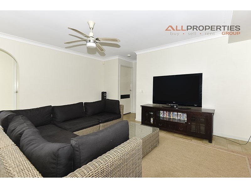 8 Savoy Court, Browns Plains QLD 4118