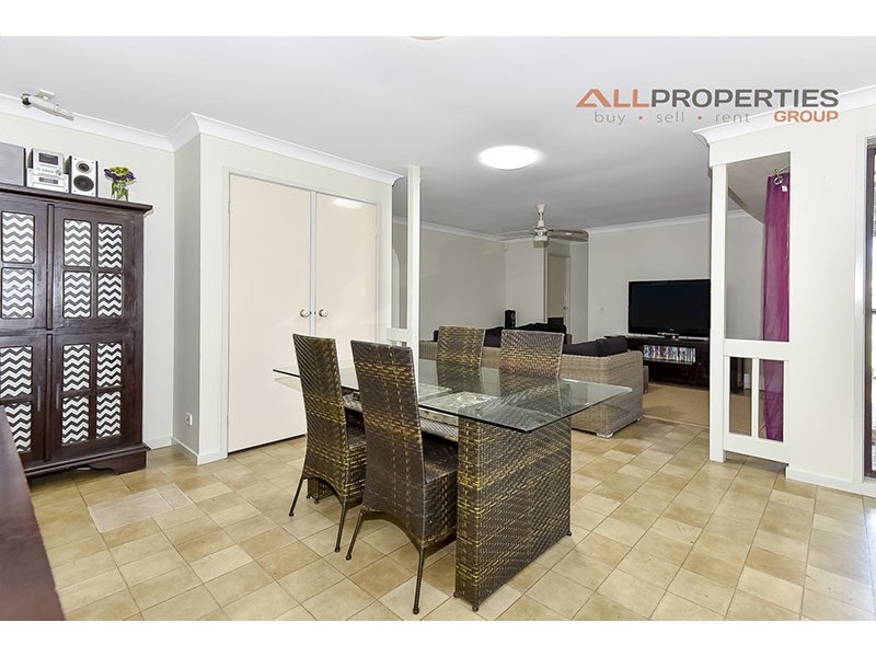 8 Savoy Court, Browns Plains QLD 4118