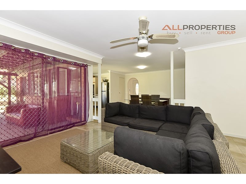 8 Savoy Court, Browns Plains QLD 4118