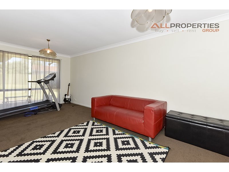 8 Savoy Court, Browns Plains QLD 4118