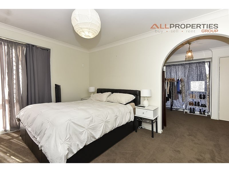 8 Savoy Court, Browns Plains QLD 4118