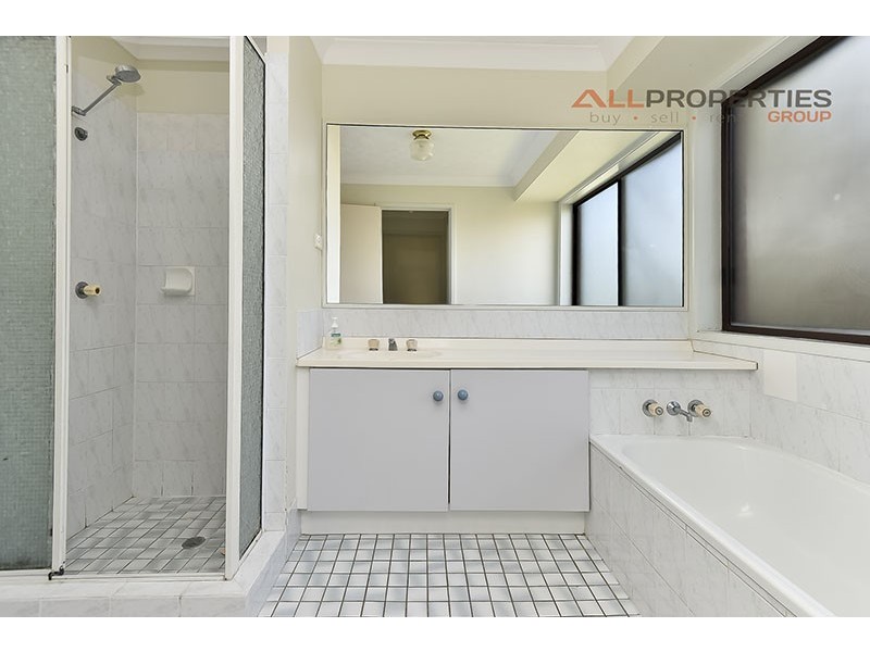 8 Savoy Court, Browns Plains QLD 4118