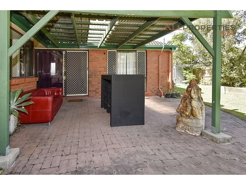 8 Savoy Court, Browns Plains QLD 4118