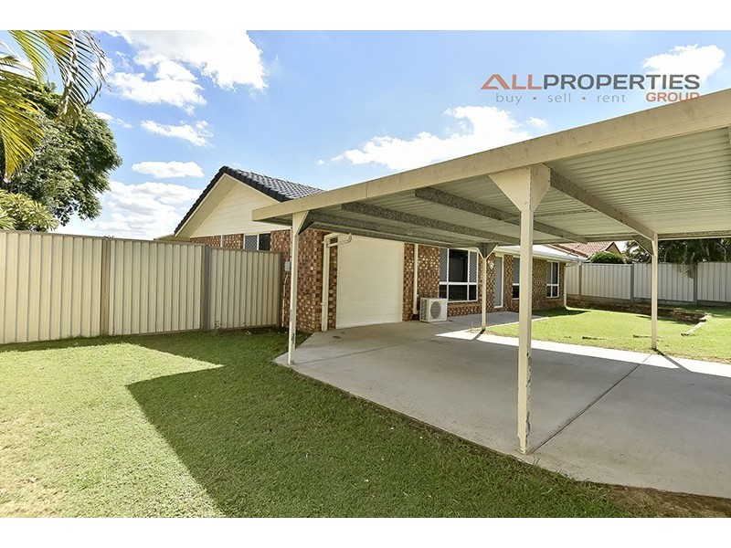 31 Westwood Drive, Hillcrest QLD 4118