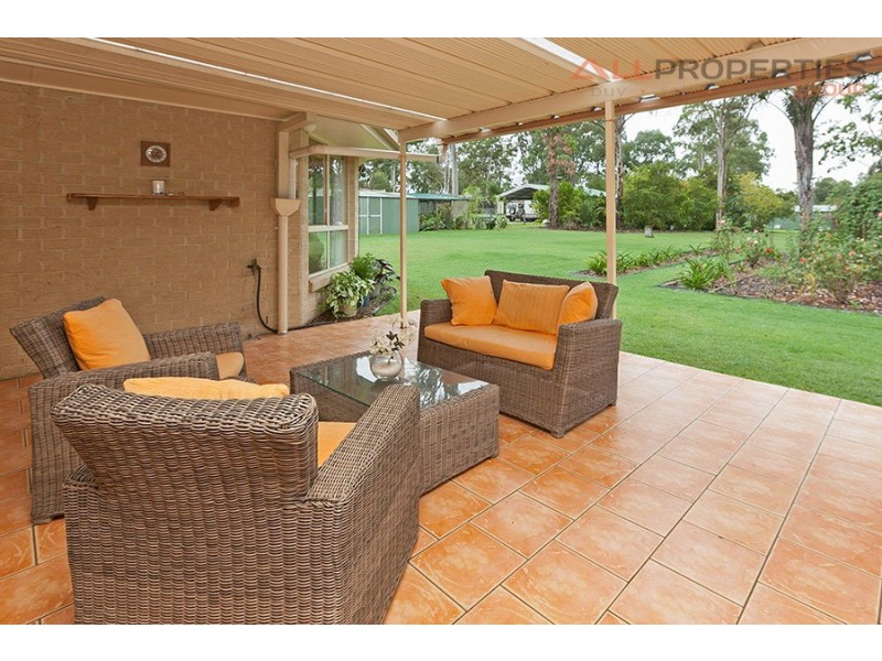 230-232 Lyon Drive, New Beith QLD 4124